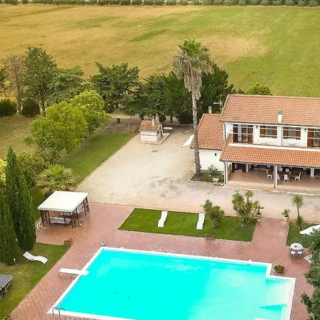 Vila Laura Capalbio